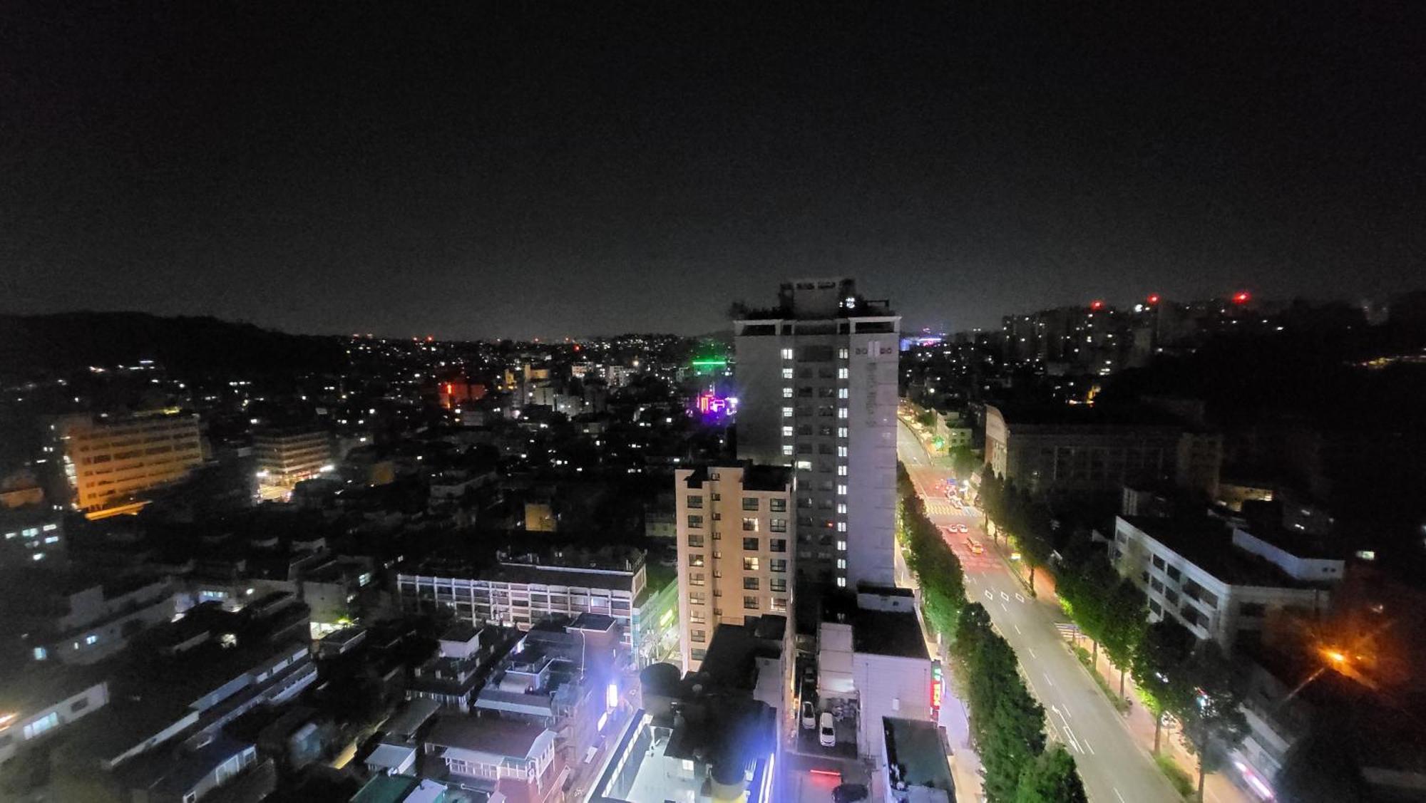 환상적인 뷰의 옐로우 하우스 Daire Seul Dış mekan fotoğraf